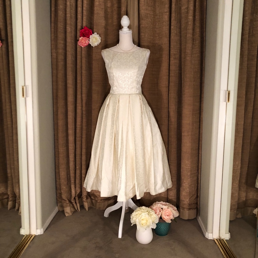 Jonesy Darling Prom / Wedding Dress